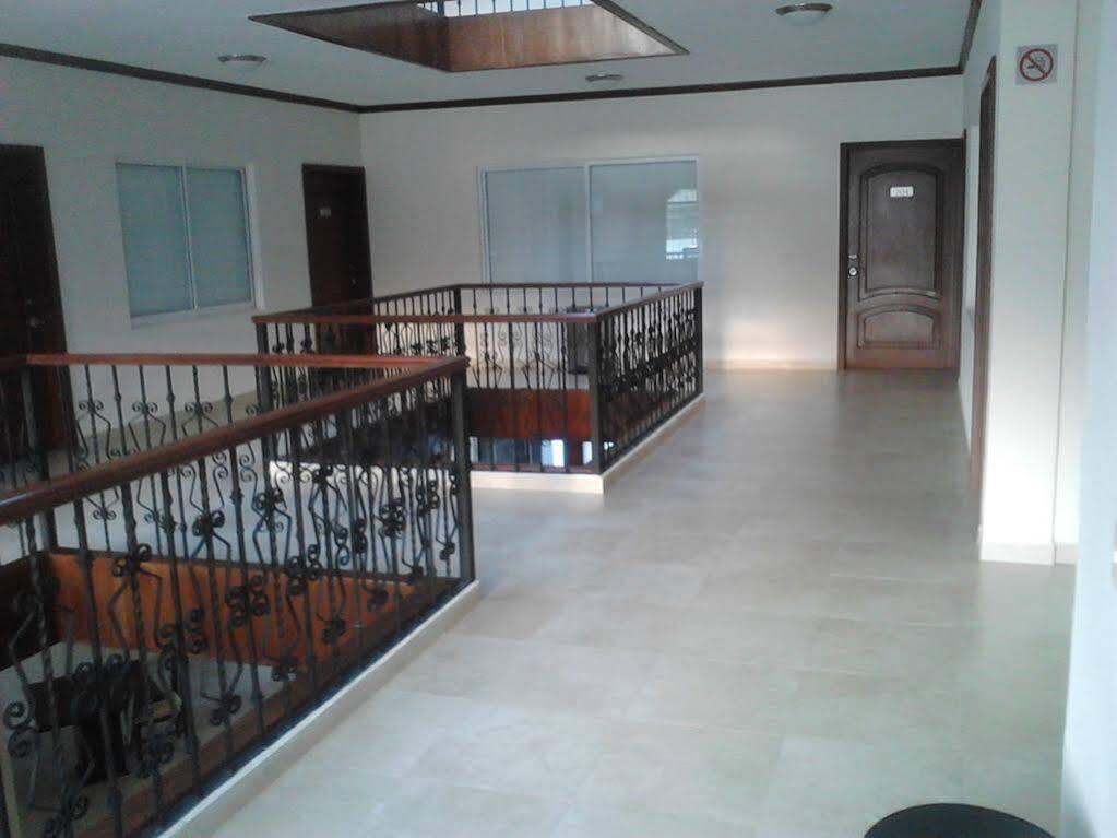 Monte Salerno Hotel & Suites Montemorelos Kültér fotó